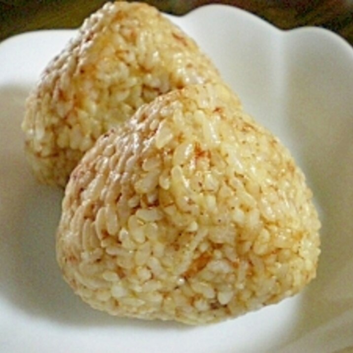 おかかチーズおにぎり レシピ 作り方 By はい ちぃーず 楽天レシピ